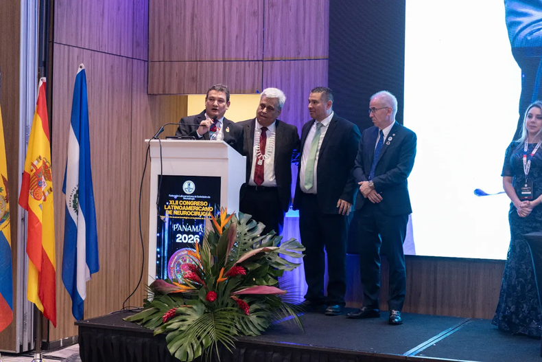 Ecuador en el XLII Congreso Latinoamericano de Neurocirugía en Panamá.