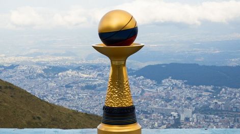 Trofeo que se le entrega al campeón de la Copa Ecuador.&nbsp;