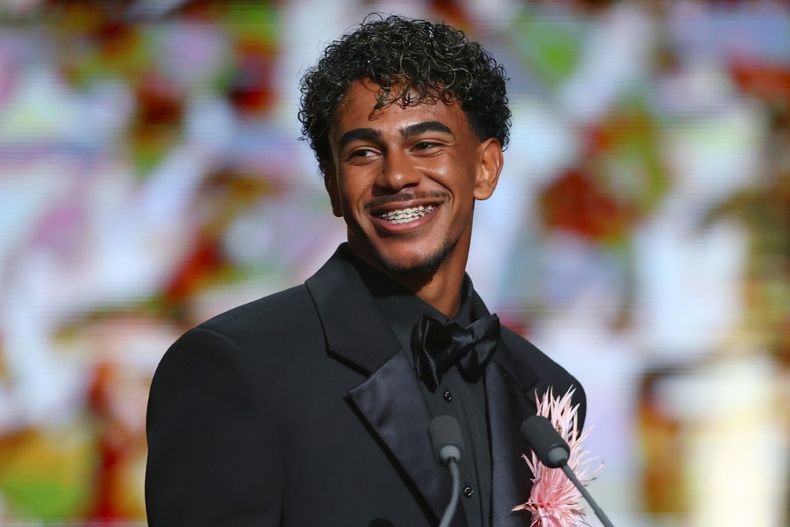 Lamine Yamal en la ceremonia del Balón de Oro de 2026.