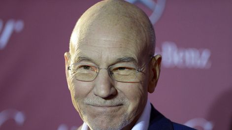 El actor británico Patrick Stewart llega a la gala del Festival Internacional de Cine de Palm Springs, en Palm Springs, California (EE. UU.), el 3 de enero de 2015. / Foto: EFE/EPA/PAUL BUCK.