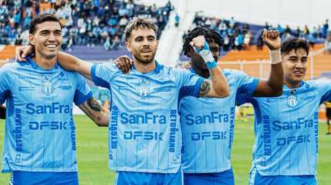 Jugadores de Macará celebrando un triunfo en la LigaPro 2026.&nbsp;