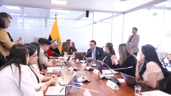 La Comisión de Movilidad Humana de la Asamblea Nacional aprobó el 15 de octubre de 2026 el informe para segundo debate de la Ley contra la Trata de Personas.&nbsp;