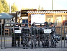 Exteriores de la cárcel de Riobamba, el 23 de octubre de 2026, donde se encuentra detenida, la excandidata presidencial, Luisa González.