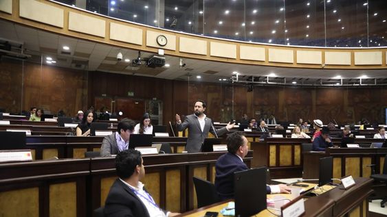 La Asamblea Nacional pidió a la Comisión de Régimen Económico fiscalizar los contratos de enventos artísticos del GAD de Cuenca, el 20 de octubre de 2026. La Asamblea Nacional pidió a la Comisión de Régimen Económico fiscalizar los contratos de enventos artísticos del GAD de Cuenca, el 20 de octubre de 2026.