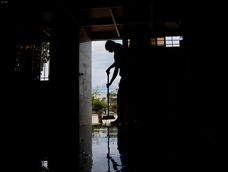 Cortes de luz afectan a la costa ecuatoriana por las lluvias.