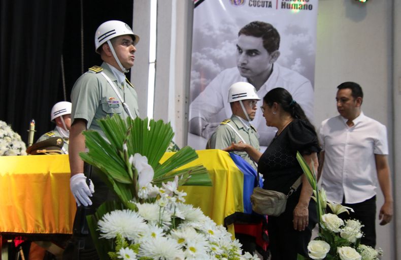 Colombia militariza Cúcuta tras asesinato de candidato a alcalde Miguel Castellanos Serrano.