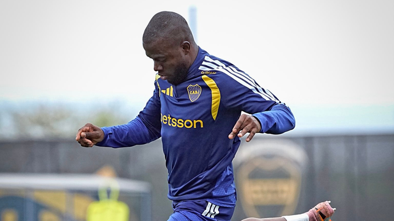 Enner Valencia se alista para jugar con Boca Juniors su primera final de Copa Sudamericana.
