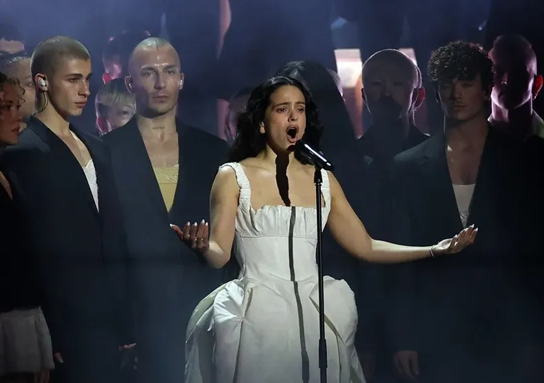 La cantante Rosalía, durante una actuación.&nbsp;