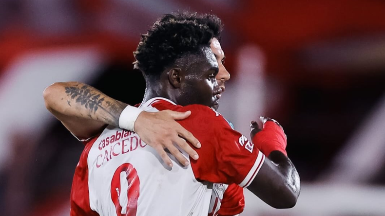 El delantero ecuatoriano Jordy Caicedo marcó en la derrota que Huracán sufrió ante Gimnasia, en el Torneo Clausura 2026 de Argentina.