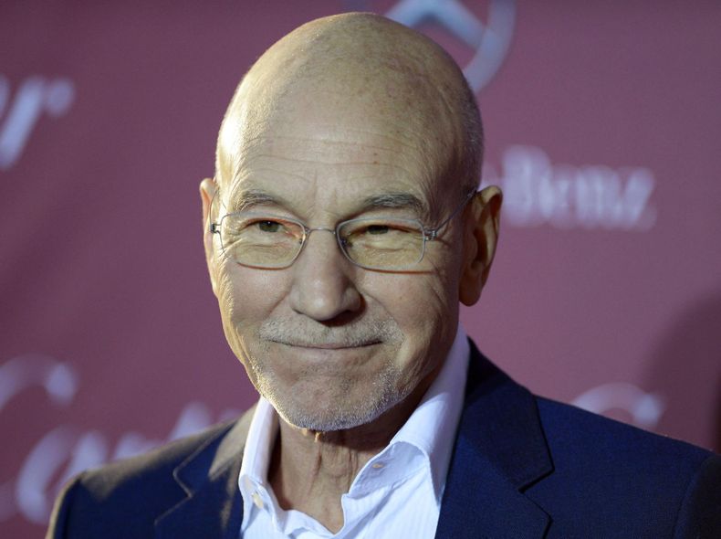 El actor británico Patrick Stewart llega a la gala del Festival Internacional de Cine de Palm Springs, en Palm Springs, California (EE. UU.), el 3 de enero de 2015. / Foto: EFE/EPA/PAUL BUCK.