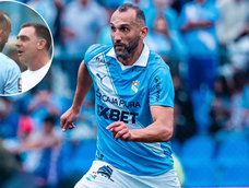 El delantero de Sporting Cristal, Hernán Barcos, tuvo un fuerte cruce con el técnico de Alianza Lima, Pablo Guede.
