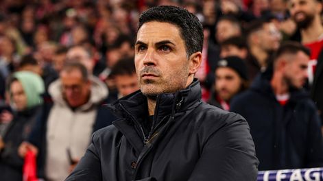 Mikel Arteta, DT del Arsenal FC, dirigiendo un partido de la temporada 26/27.&nbsp;