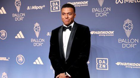 Kylian Mbappé antes de la ceremonia del Balón de Oro en Londres.
