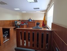 El juez Renán Andrade publicó esta fotografía en su cuenta de X el 19 de octubre, un día antes del allanamiento de su vivienda, con el mensaje: “Gracias al creador hay trabajo”.