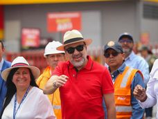 El alcalde de Quito, Pabel Muñoz, enfrenta una denuncia por concusión y cohecho.