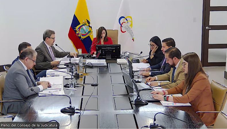 Sesión. Los miembros del Consejo de la Judicatura se reunieron este martes 27 de octubre de 2026 y aprobaron varias destituciones de jueces. (Captura de pantalla)