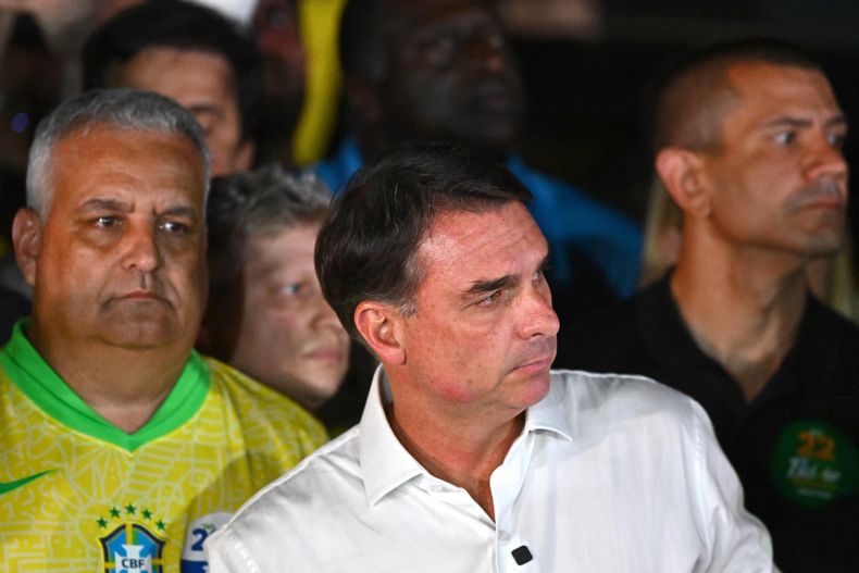 El ex candidato por la presidencia de Brasil, Flávio Bolsonaro, llegó a Estados Unidos este 28 de octubre de 2026.