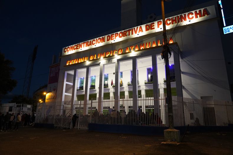 Fachada moderna del Estadio Olímpico Atahualpa.&nbsp;