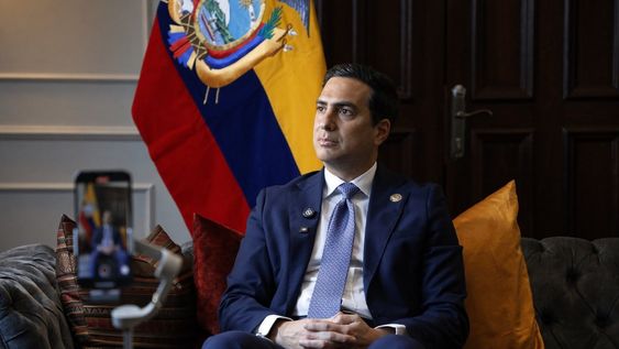 Roberto Kury lidera la Cancillería desde el 7 de junio de 2026. Empezará una gira internacional el 29 de octubre.
