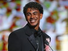 Lamine Yamal en la ceremonia del Balón de Oro de 2026.
