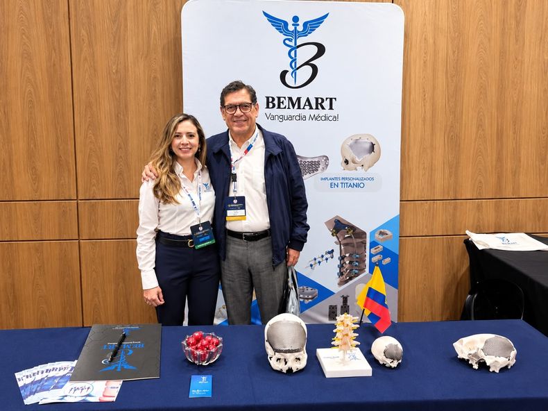 Bel&eacute;n Mart&iacute;nez, fundadora de Bemart, dedicada a la producci&oacute;n de implantes 3D personalizados representando a Ecuador en Panam&aacute;.&nbsp;