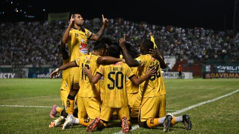 Delfín puede salvar la temporada con la Copa Ecuador.