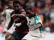John Yeboah en el partido entre Venezia FC y Genoa por la octava fecha de la Serie A de Italia.&nbsp;