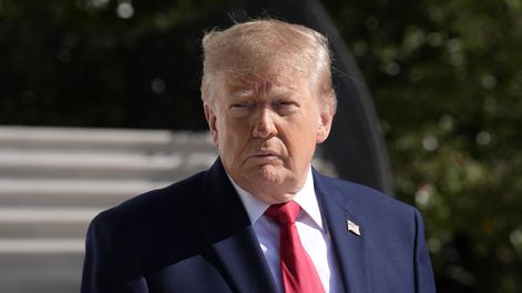 El presidente de Estados Unidos, Donald Trump, propone cambiar el nombre de la inteligencia artificial, este 27 de octubre de 2026.