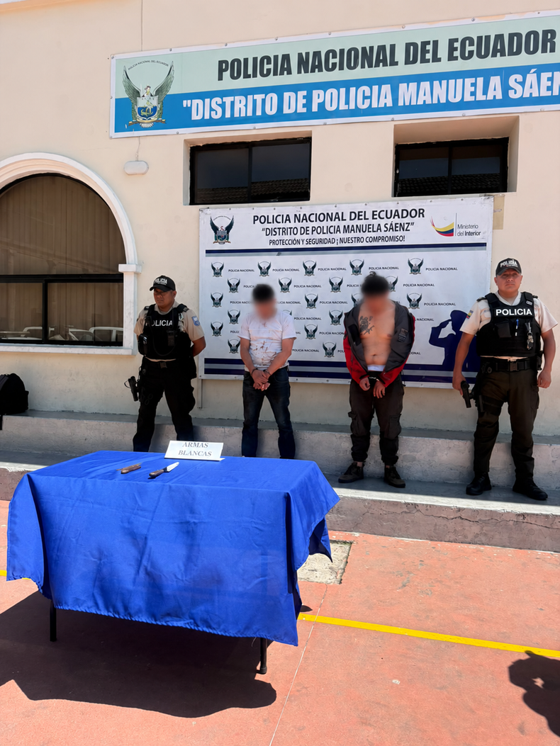 Dos sospechosos fueron detenidos por el ataque con armas blancas a un trabajador de la Ecovía en La Marín, centro de Quito. Uno de ellos registra antecedentes por asalto y robo.