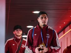 Piero Hincapié se alista para regresar a la competencia oficial con Arsenal FC.