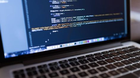 Imagen regferencial de un código PHP, utilizado por cerca del 70 % de los sitios web en internet.