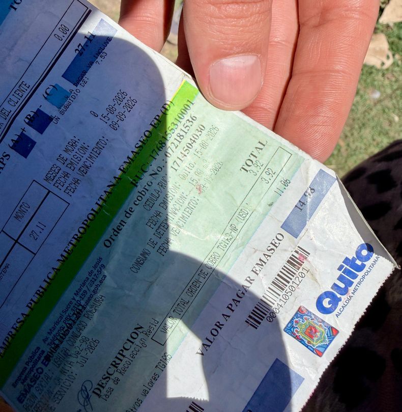 Elecciones 2026: Factura de agua potable de un ciudadano que asegura no haber contado con el servicio, en Tumbaco, 8 de septiembre de 2026. 