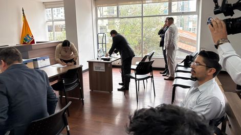 Audiencia. En la Corte de Pichincha se realizó el juicio abreviado para el policía que filtró información reservada a un periodista digital.