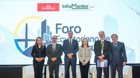 Autoridades y representantes empresariales participaron en el I Foro de Infraestructura 2026 en Ecuador.